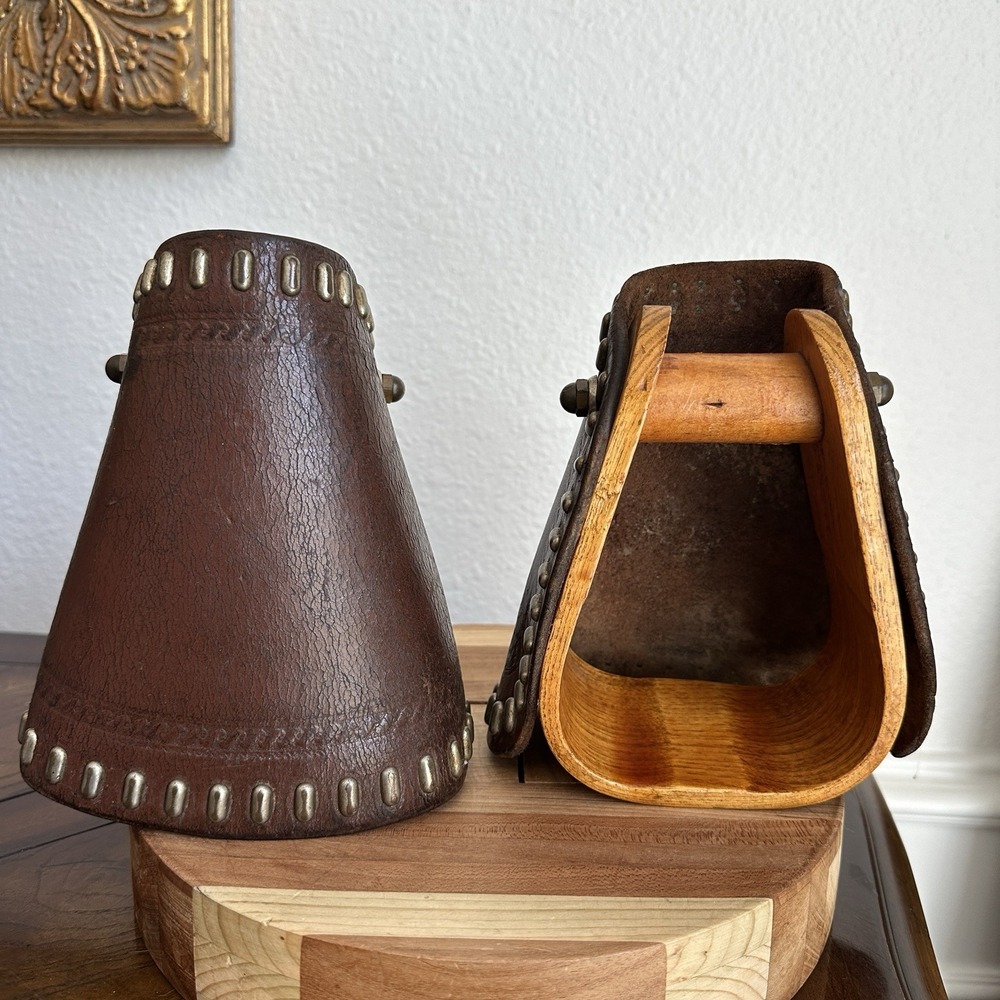 Vintage Tooled Leather Tapadero Stirrups Western Hooded Cowboy Trail Tacks Decor